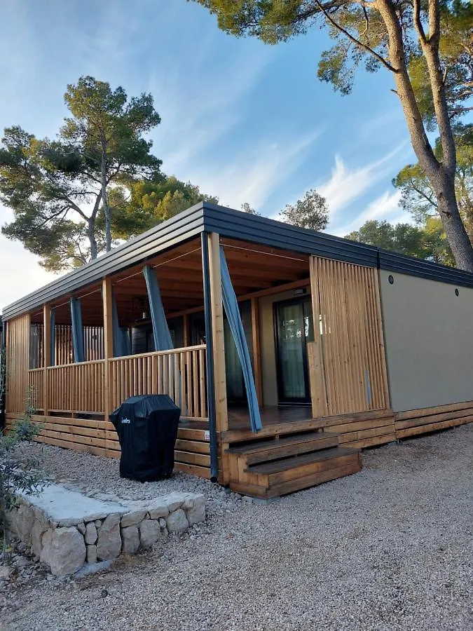 Campsite Mobile Home Eden Pavlov Biograd Na Moru Croatia